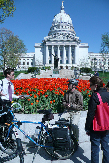 Cyclists in front of the Wisconsin state capitol